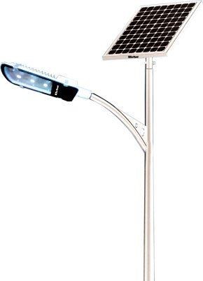 Solar Street Light akulla ja paneelilla